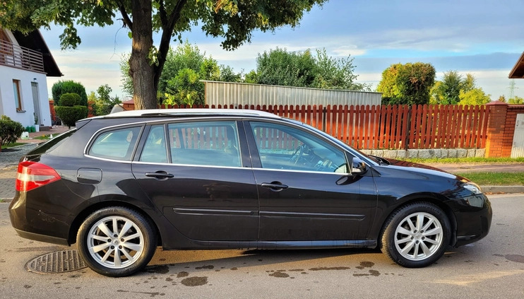 Renault Laguna cena 20000 przebieg: 175000, rok produkcji 2010 z Wieluń małe 121